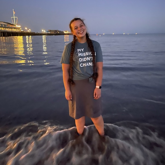 Meet your Posher, Zoe - Picture 6 of 17